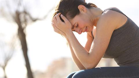 «Αν δείτε μια μαμά να κλαίει δημόσια μην την κάνετε να ντραπεί...»